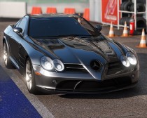 【GTA5载具】2005梅赛德斯-奔驰SLR迈凯伦：经典超跑的完美再现，细节拉满