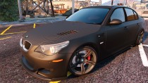 【GTA5载具】BMW M5 E60：终极性能与豪华内饰的完美结合