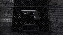 GTA5 钢铁之魂：Beretta M9A1 全新重制 MOD (2K纹理+完整动画)