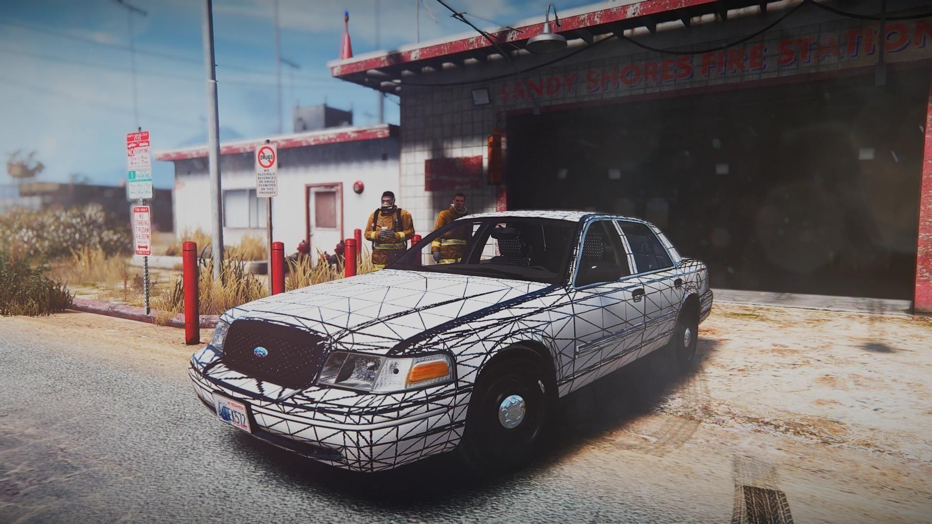 【GTA5必备】2011款福特皇冠维多利亚警车开发版 MOD 评测