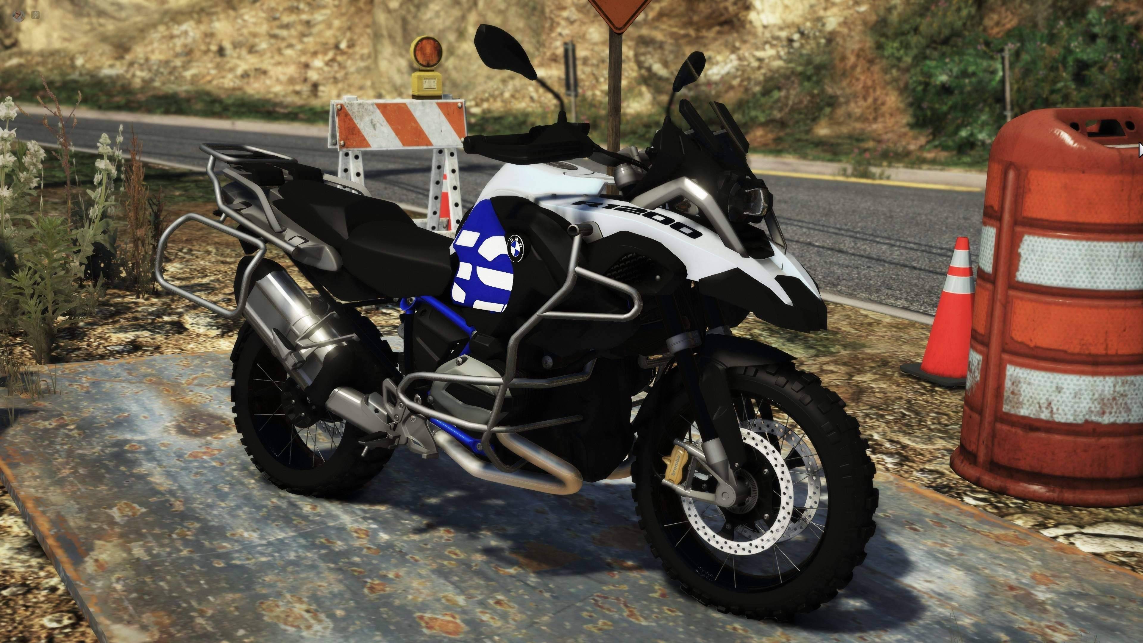 【GTA5载具】2015 BMW R1200GS | 数字仪表版:洛圣都最全的冒险伙伴