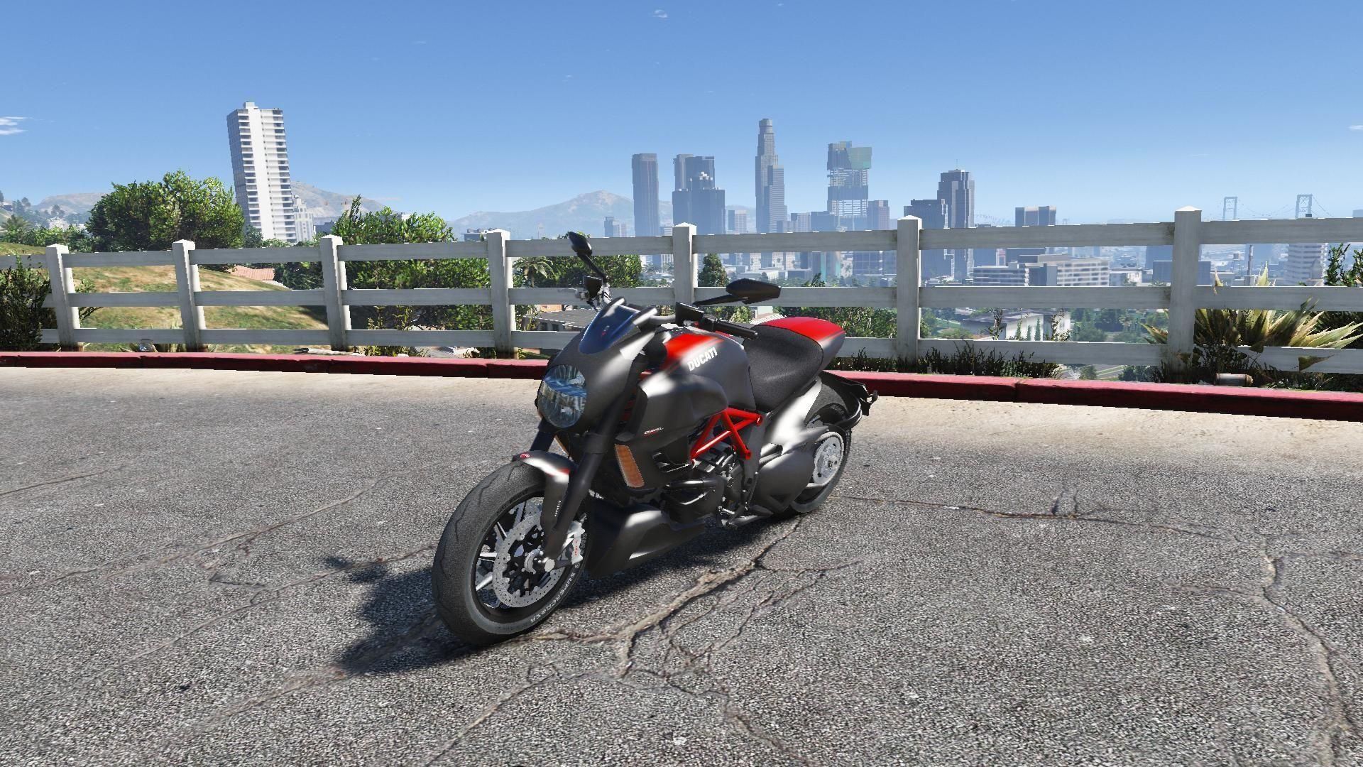 【GTA5载具】杜卡迪 Diavel 2014:洛圣都街头的暴风雨,完美改装后的终极体验