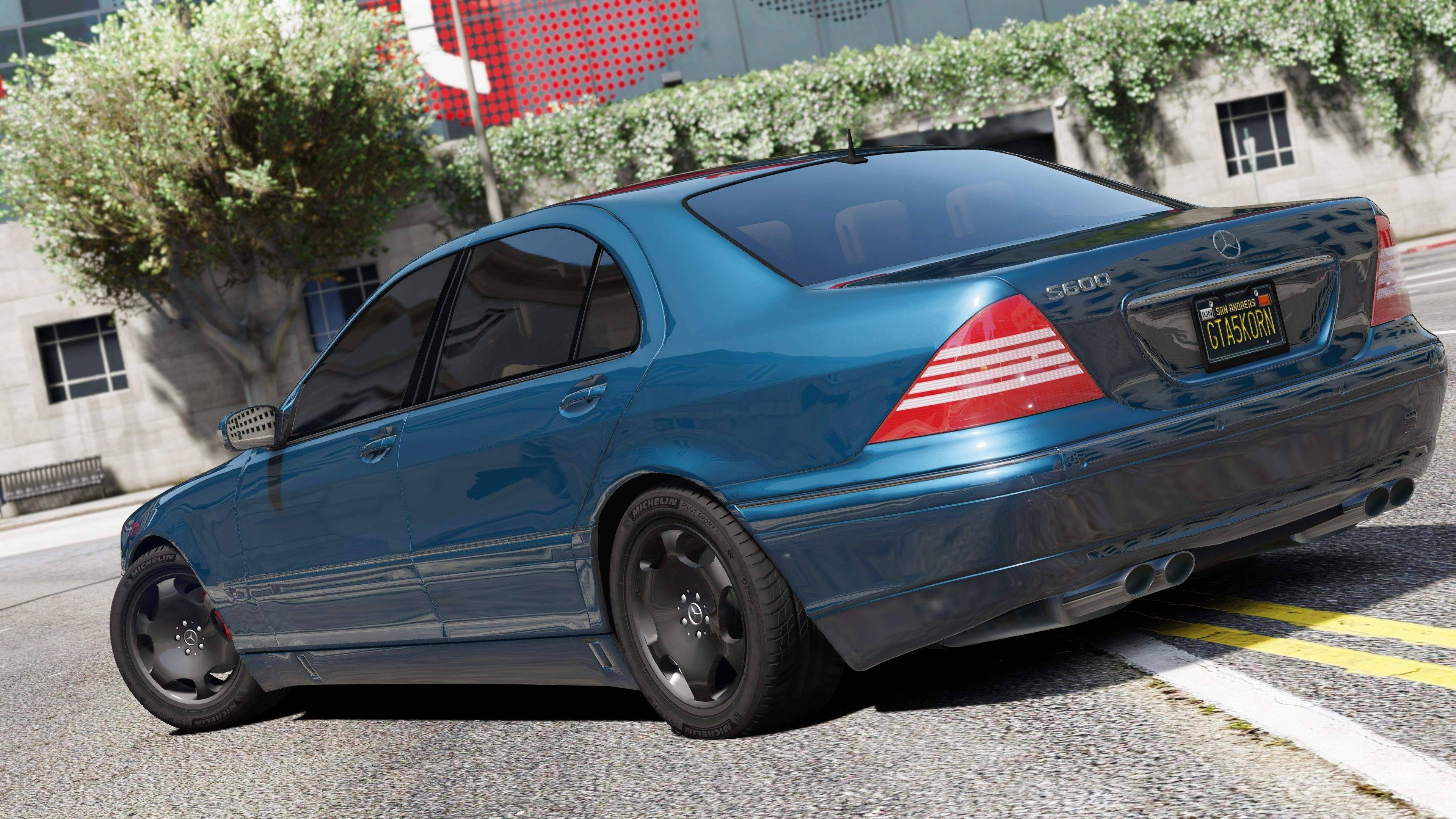 【GTA5载具】梅赛德斯-奔驰S600 W220:豪华与性能的完美结合